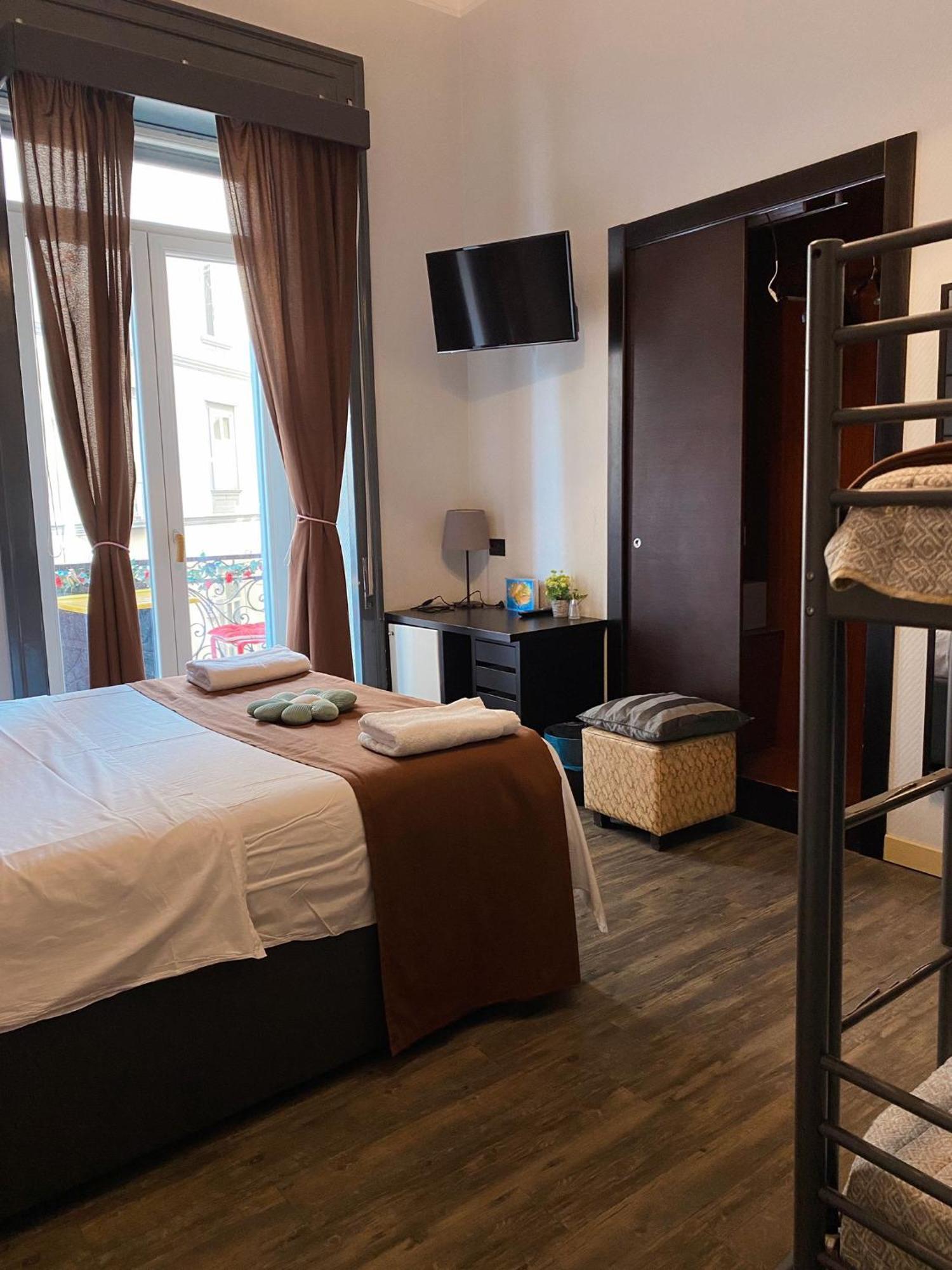 Dolce Vita Rooms 나폴리 외부 사진